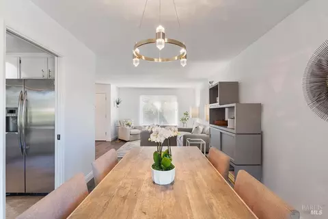 Dining - 1412 Granada St, Vallejo, CA 94591 photo 2 of 4