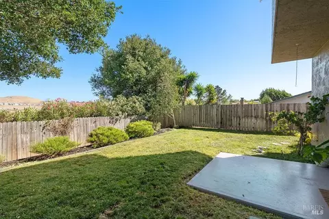 Exterior - 1412 Granada St, Vallejo, CA 94591 photo 7 of 9