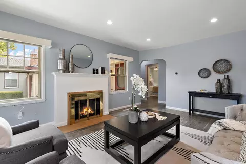 Living - 1225 Arkansas St, Vallejo, CA 94590 photo 3 of 3