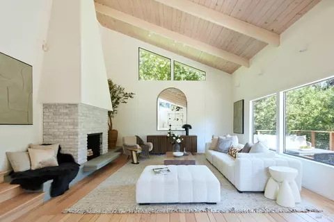 72 Quisisana Dr, Kentfield, CA 94904