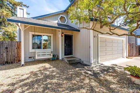2291 Vista Del Sol Ct, Santa Rosa, CA 95401