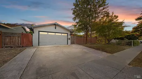 205 Marla Dr, American Canyon, CA 94503