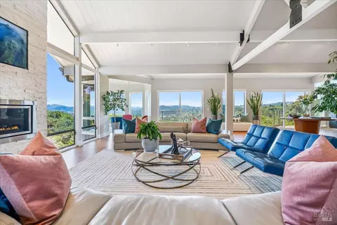Living - 34 Fairview Ave, Corte Madera, CA 94925 photo 4 of 5