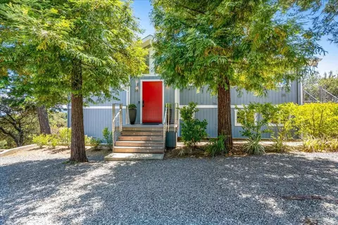 Exterior - 34 Fairview Ave, Corte Madera, CA 94925 photo 1 of 15