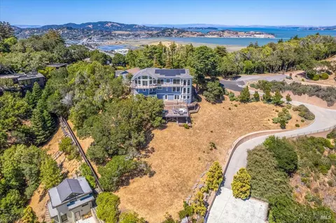 View/Area - 34 Fairview Ave, Corte Madera, CA 94925 photo 3 of 6