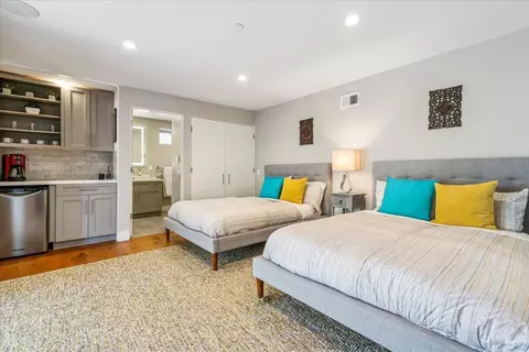 Bedroom - 34 Fairview Ave, Corte Madera, CA 94925 photo 6 of 7