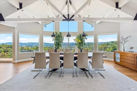 Dining - 34 Fairview Ave, Corte Madera, CA 94925 photo 4 of 5