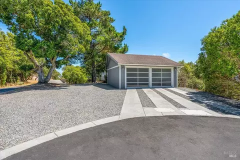 Exterior - 34 Fairview Ave, Corte Madera, CA 94925 photo 7 of 15