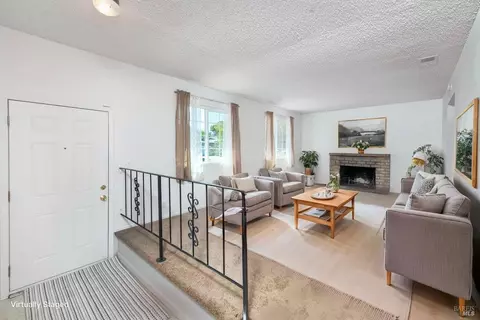 Entry Way - 1012 Tanager Ln, Fairfield, CA 94533 photo 1 of 1