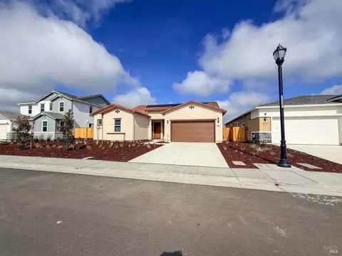 Exterior - 404 Beyers St, Oakley, CA 94561 photo 2 of 4