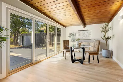Dining - 242 Arbor St, Vacaville, CA 95688 photo 1 of 3