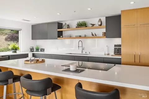 Kitchen - 30 Toyon Ct, Corte Madera, CA 94925 photo 3 of 5