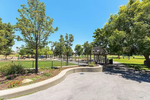 Exterior - 30 Toyon Ct, Corte Madera, CA 94925 photo 10 of 10