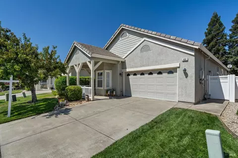 431 Marvin Gardens Dr, Vacaville, CA 95687