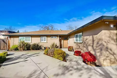 1721 Jennings Ave, Santa Rosa, CA 95401