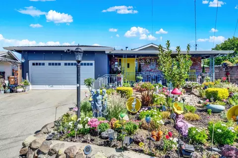 2048 Sommer St, Napa, CA 94559