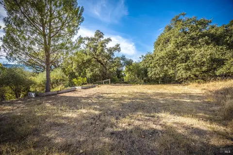 Exterior - 28678 River Rd, Cloverdale, CA 95425 photo 11 of 20