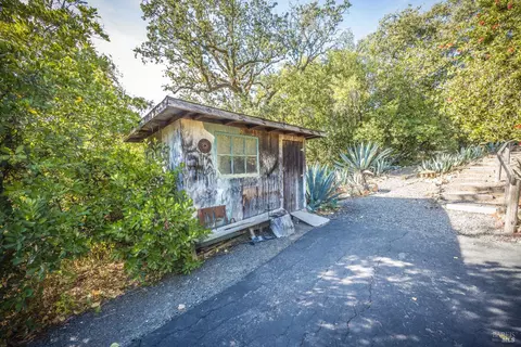 Exterior - 28678 River Rd, Cloverdale, CA 95425 photo 19 of 20