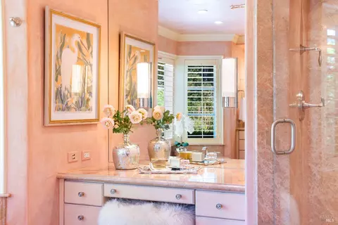 Bath - 1721 Freestone Flat Rd, Sebastopol, CA 95472 photo 5 of 8