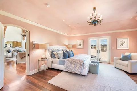 Bedroom - 1721 Freestone Flat Rd, Sebastopol, CA 95472 photo 1 of 11