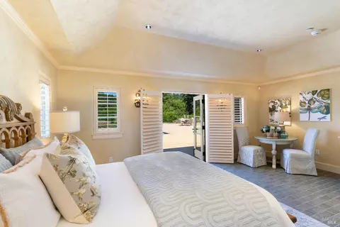 Bedroom - 1721 Freestone Flat Rd, Sebastopol, CA 95472 photo 11 of 11