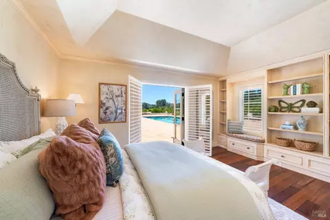 Bedroom - 1721 Freestone Flat Rd, Sebastopol, CA 95472 photo 6 of 11