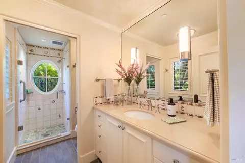 Bath - 1721 Freestone Flat Rd, Sebastopol, CA 95472 photo 7 of 8