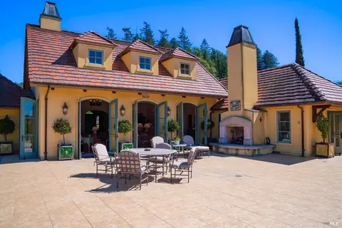 Exterior - 1721 Freestone Flat Rd, Sebastopol, CA 95472 photo 15 of 26