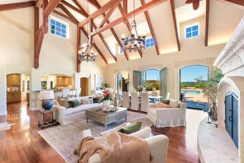 Living - 1721 Freestone Flat Rd, Sebastopol, CA 95472 photo 8 of 10