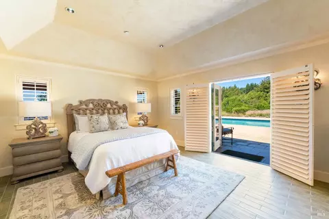 Bedroom - 1721 Freestone Flat Rd, Sebastopol, CA 95472 photo 9 of 11