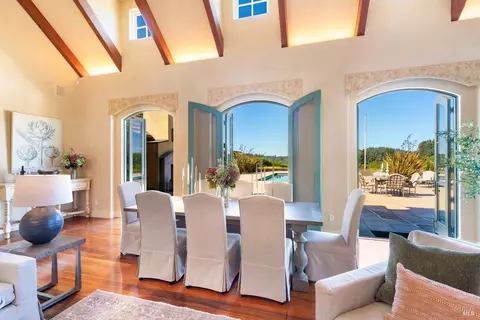 Dining - 1721 Freestone Flat Rd, Sebastopol, CA 95472 photo 1 of 4
