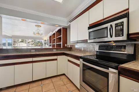 Kitchen - 100 South St #101, Sausalito, CA 94965 photo 4 of 4