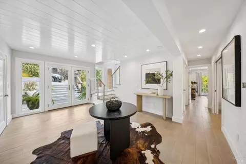 Entry Way - 35 Bernard St, Mill Valley, CA 94941 photo 4 of 7