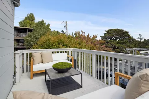 Exterior - 35 Bernard St, Mill Valley, CA 94941 photo 4 of 26