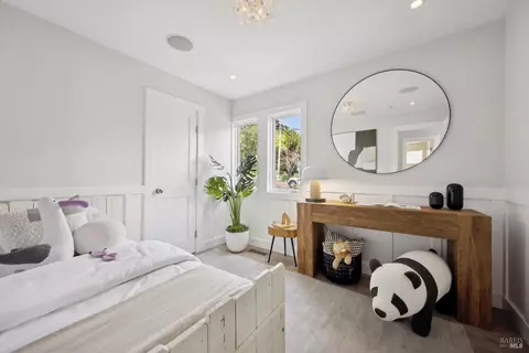 Bedroom - 35 Bernard St, Mill Valley, CA 94941 photo 7 of 13