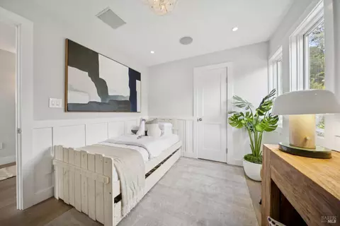 Bedroom - 35 Bernard St, Mill Valley, CA 94941 photo 8 of 13