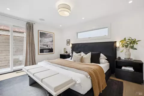 Bedroom - 35 Bernard St, Mill Valley, CA 94941 photo 1 of 13