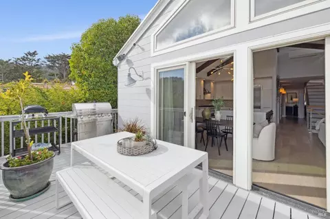 Exterior - 35 Bernard St, Mill Valley, CA 94941 photo 5 of 26
