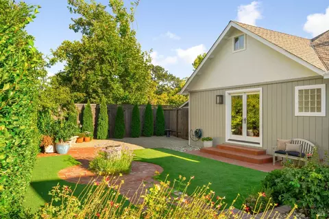 Exterior - 300 E Spain St, Sonoma, CA 95476 photo 9 of 13