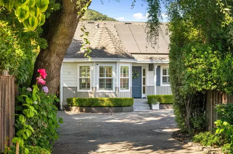 Exterior - 300 E Spain St, Sonoma, CA 95476 photo 2 of 13