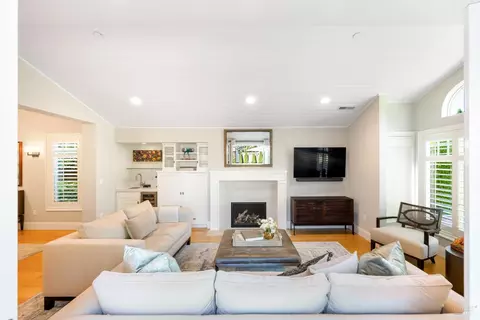 Living - 300 E Spain St, Sonoma, CA 95476 photo 3 of 3