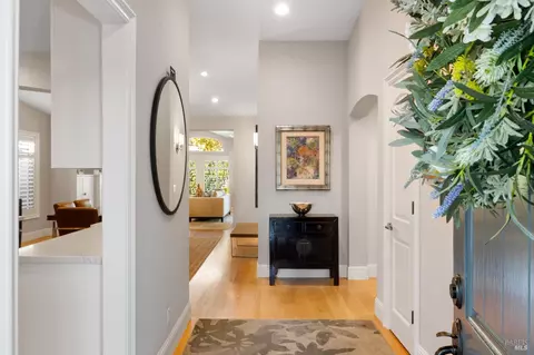 Entry Way - 300 E Spain St, Sonoma, CA 95476 photo 2 of 3