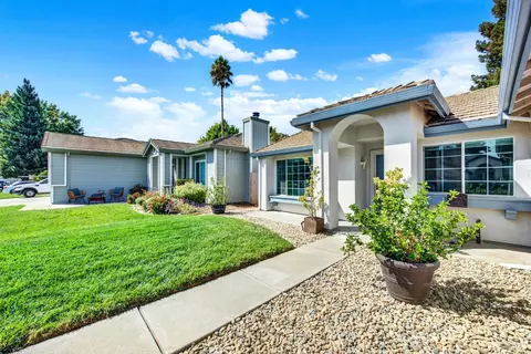 Exterior - 1365 Ferrero Dr, Dixon, CA 95620 photo 8 of 19