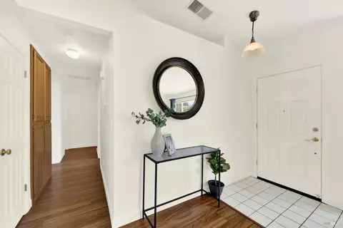 Entry Way - 1365 Ferrero Dr, Dixon, CA 95620 photo 3 of 5