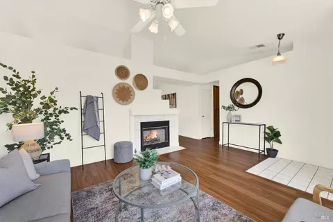 Living - 1365 Ferrero Dr, Dixon, CA 95620 photo 3 of 4