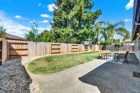 Exterior - 1365 Ferrero Dr, Dixon, CA 95620 photo 12 of 19