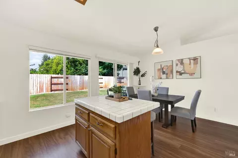 Dining - 1365 Ferrero Dr, Dixon, CA 95620 photo 5 of 5