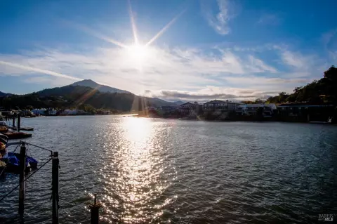 34 Boardwalk One #1, Larkspur, CA 94939