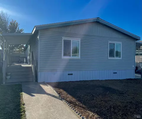51 Barcelona Cir, Fairfield, CA 94533
