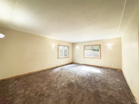 Living - 4101 Chinquapin Dr, Willits, CA 95490 photo 7 of 9